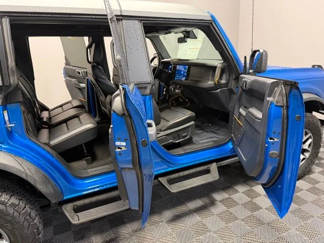 Used 2024 Blue Ford Badlands image 22