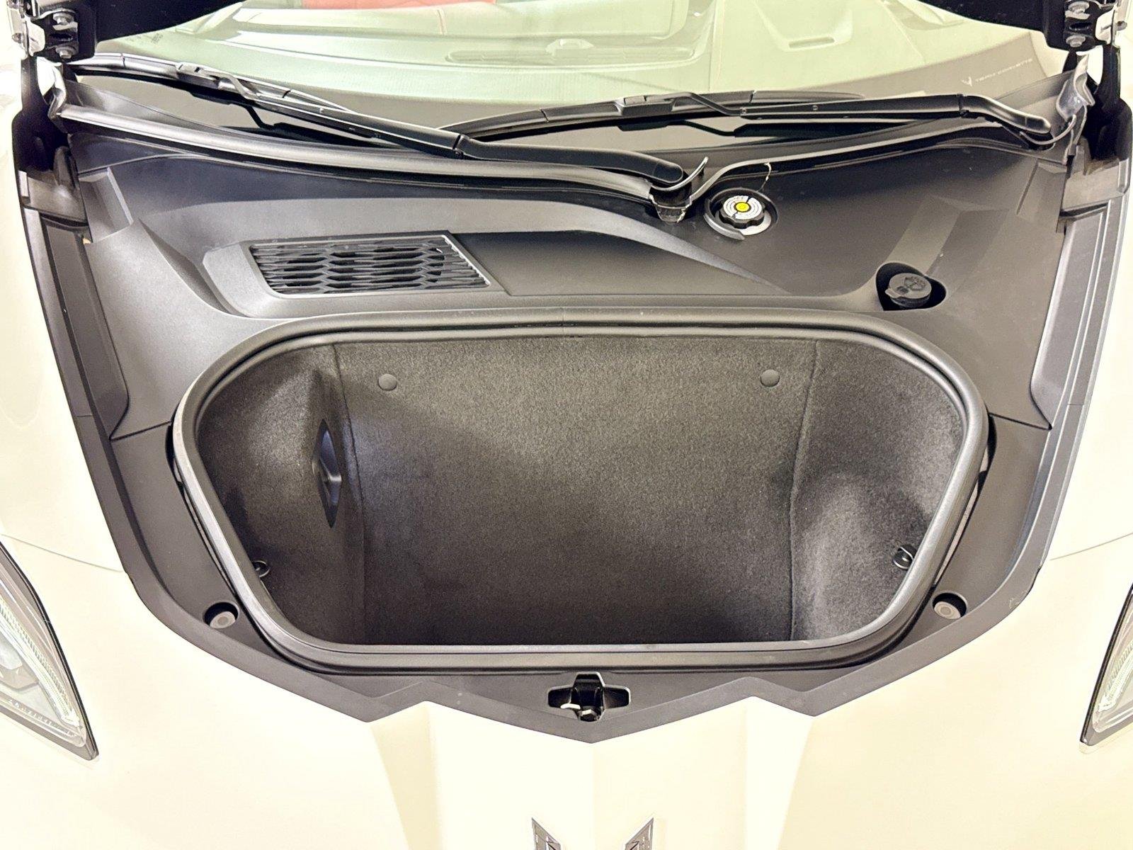 Used 2026 Arctic White Chevrolet 1LT | Performance Exhaust | Paint Matched Accents image 33