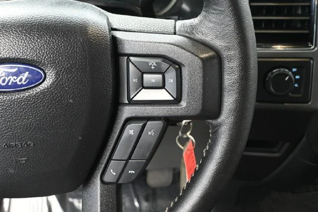 Used 2020 White Ford XLT image 22