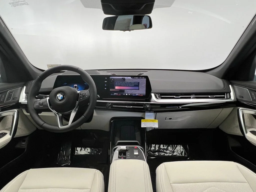 2026 BMW X1 28i - Photo 10