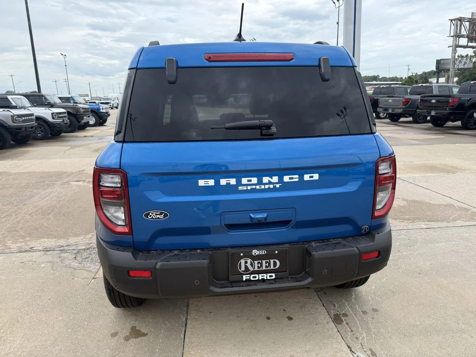 New 2026 Velocity Blue Metallic Ford Big Bend® image 7