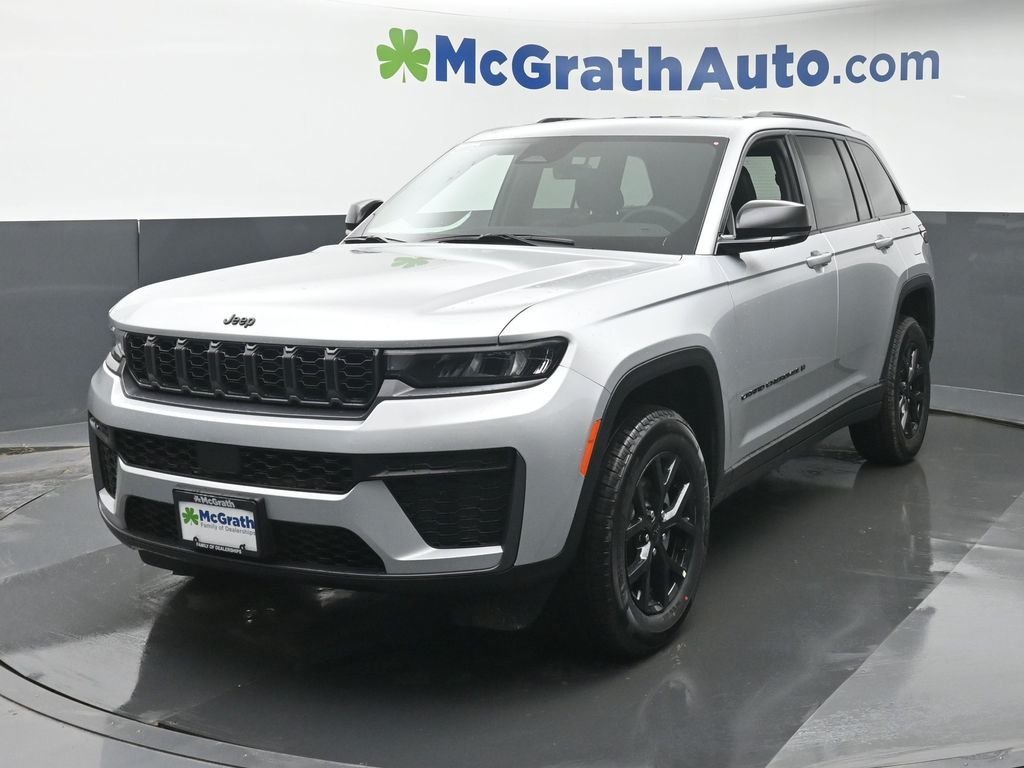 New 2026 Silver Zynith Jeep Altitude image 22
