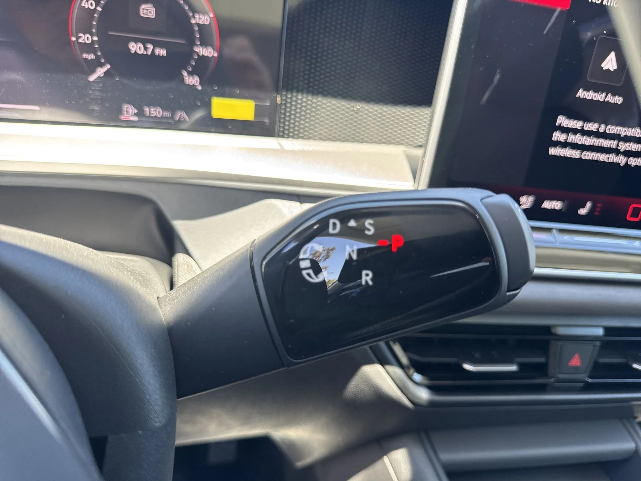 New 2026 Pure White Volkswagen SE image 27