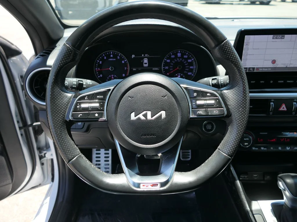 Used 2023 Snow White Pearl Kia GT-Line image 16