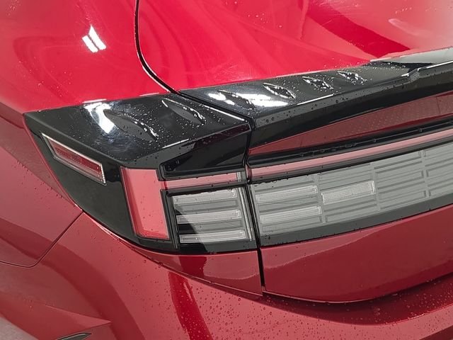 Used 2024 Red Hyundai SEL image 31