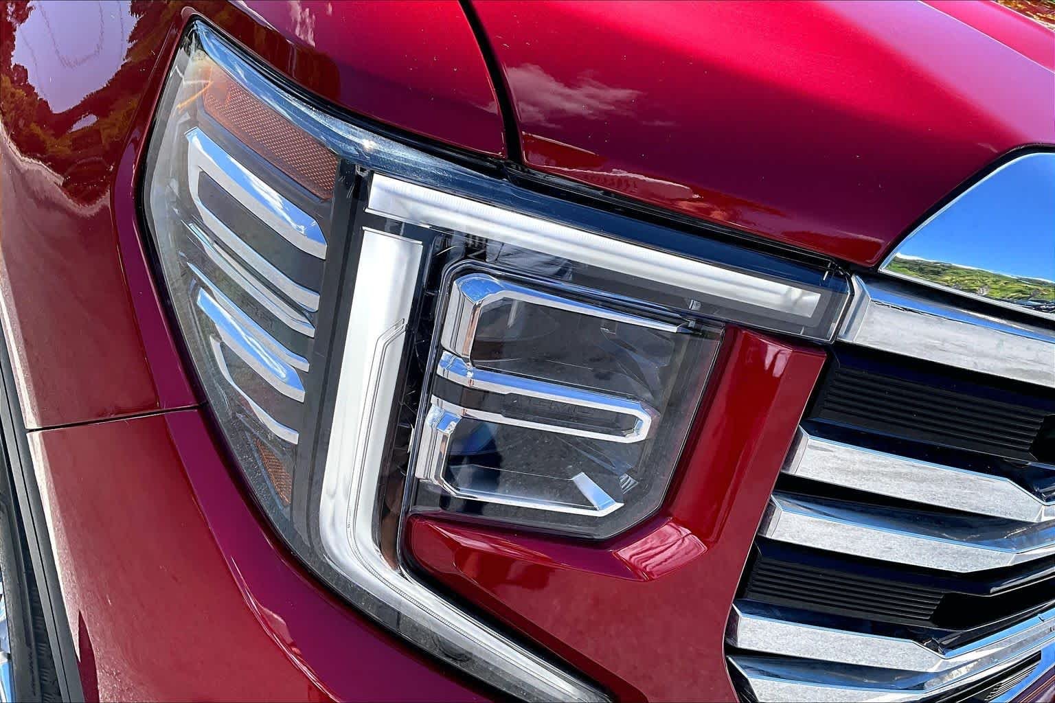 Used 2023 Volcanic Red Tintcoat GMC SLT image 27