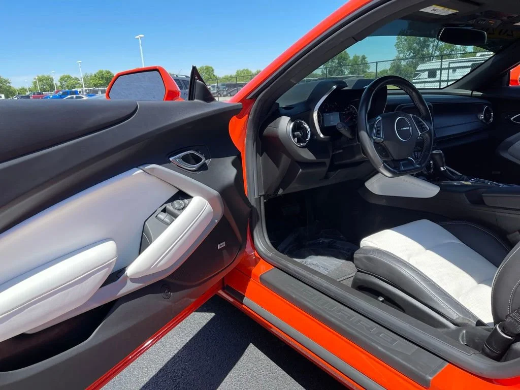 Used 2020 CRUSH Chevrolet 2LT image 14