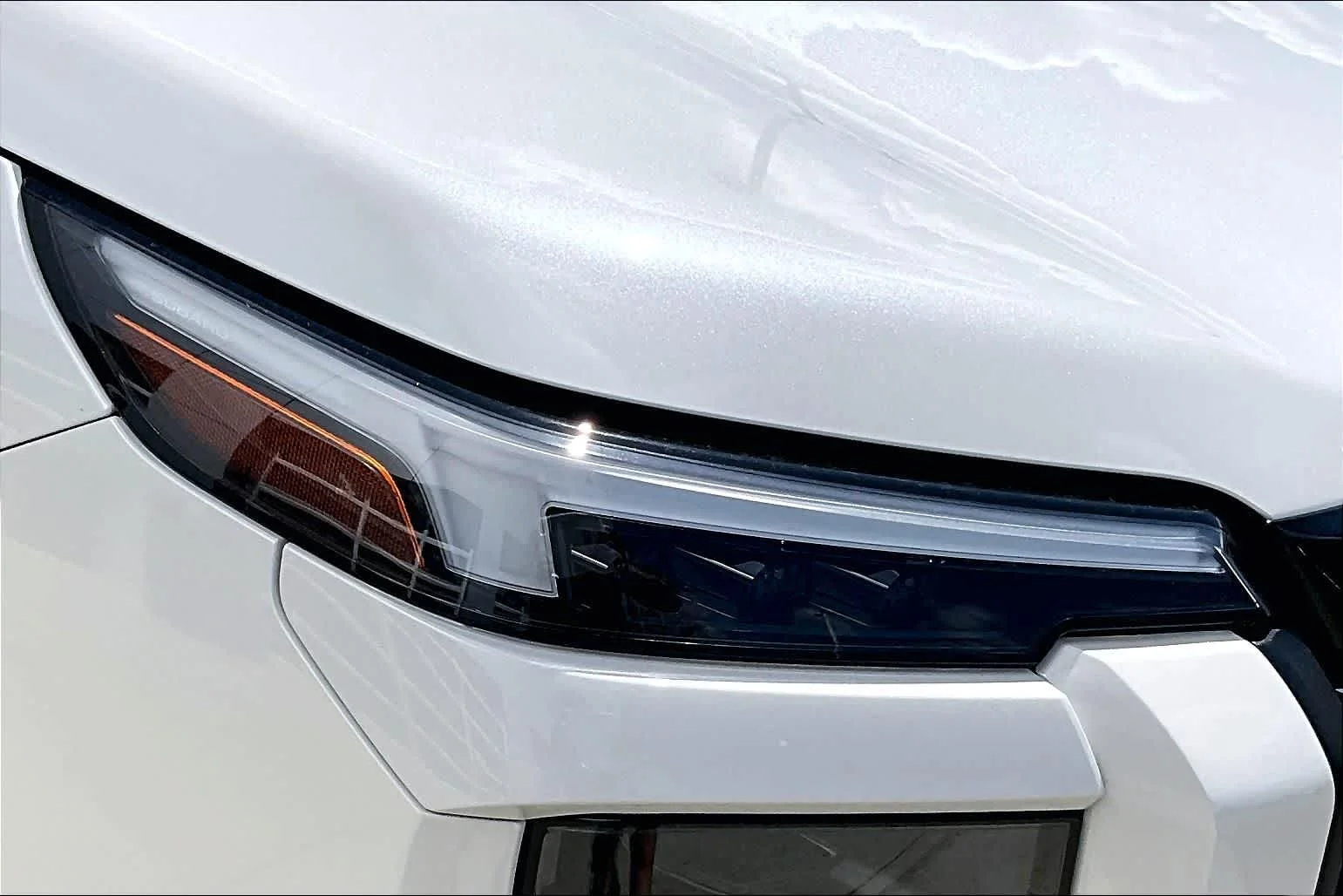 New 2026 Crystal White Pearl Subaru Premium image 14