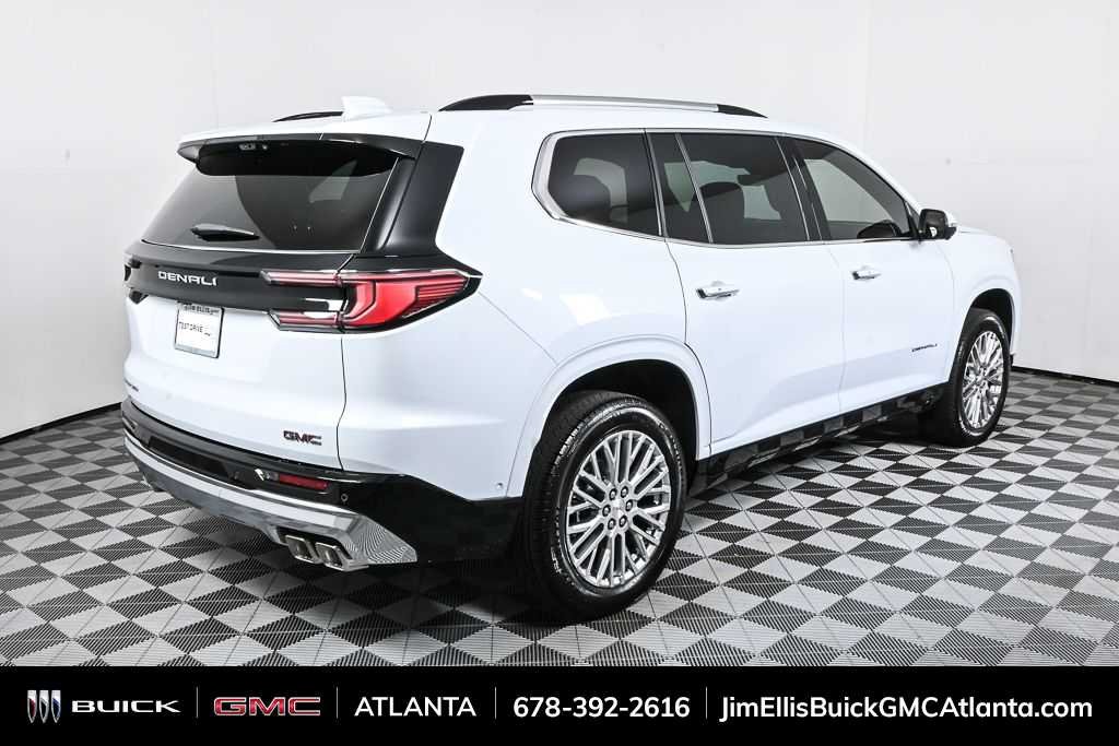 2026 GMC Acadia Denali - Photo 30