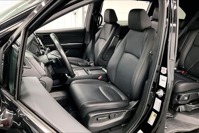 Used 2025 Crystal Black Pearl Honda Sport-L image 24
