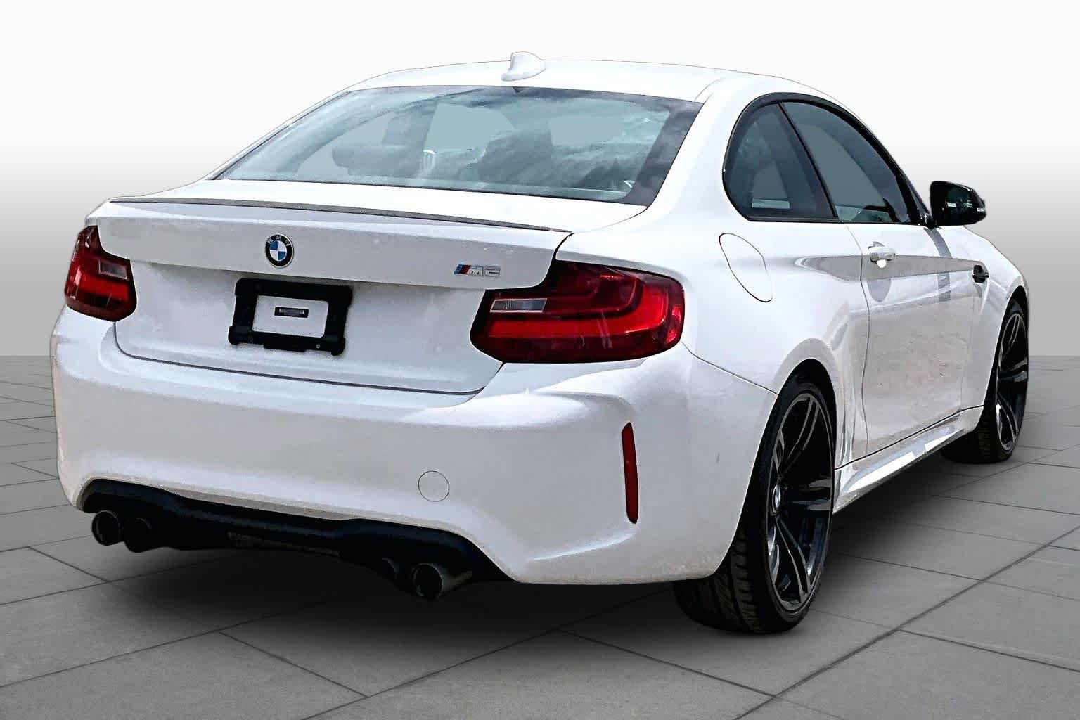 Used 2017 Alpine White BMW  image 10