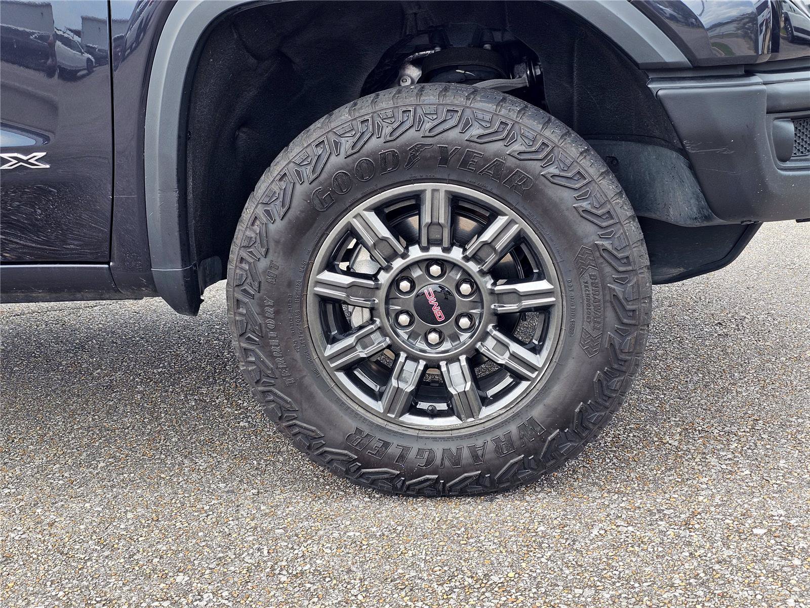 2024 GMC Sierra 1500 AT4X - Photo 6