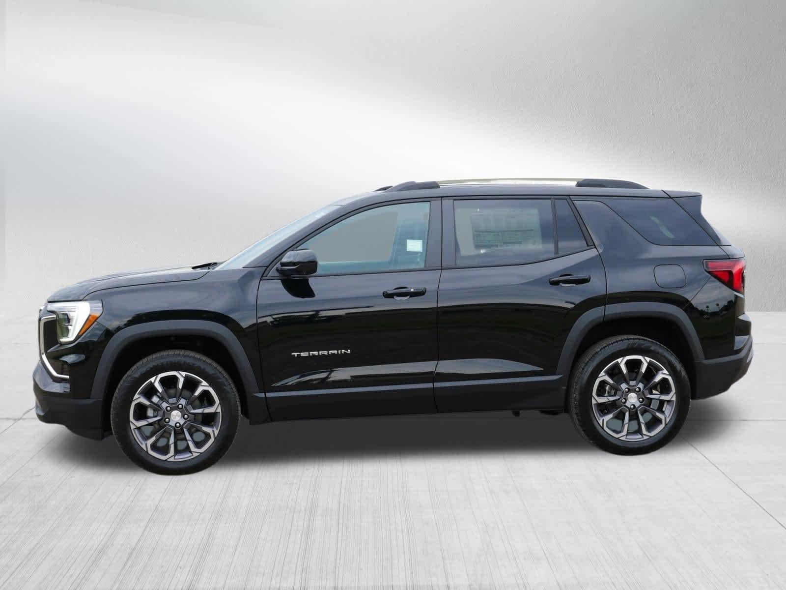 2026 GMC Terrain Elevation - Photo 2
