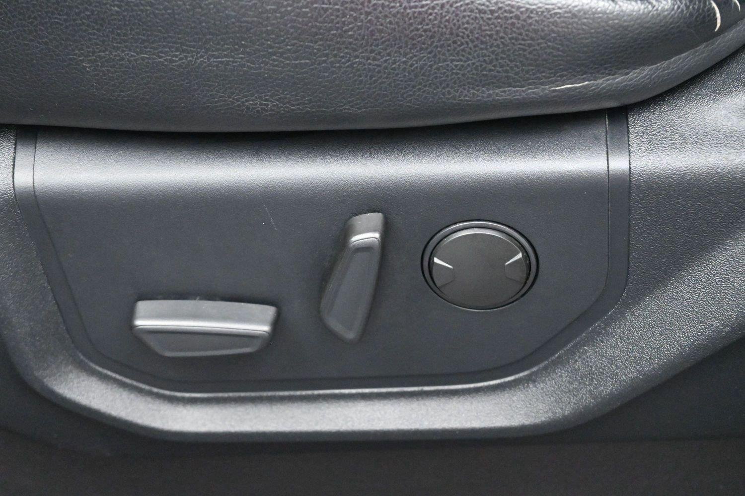 Used 2021 Lithium Gray Ford Lariat image 14