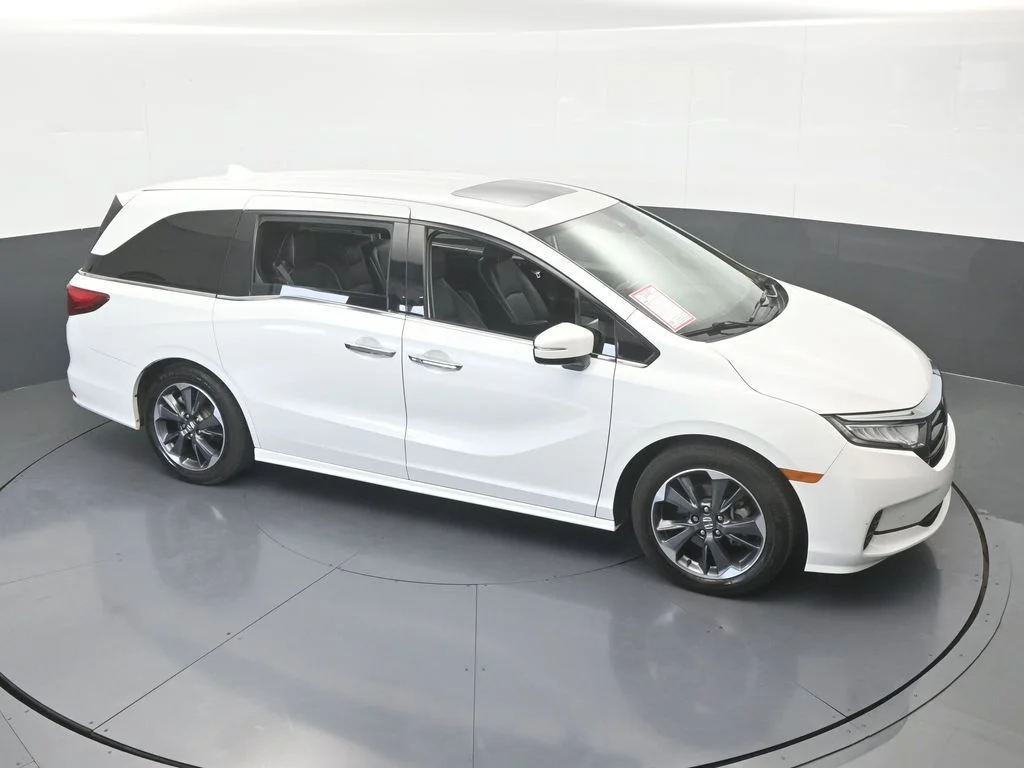 Used 2022 White Honda Elite image 57