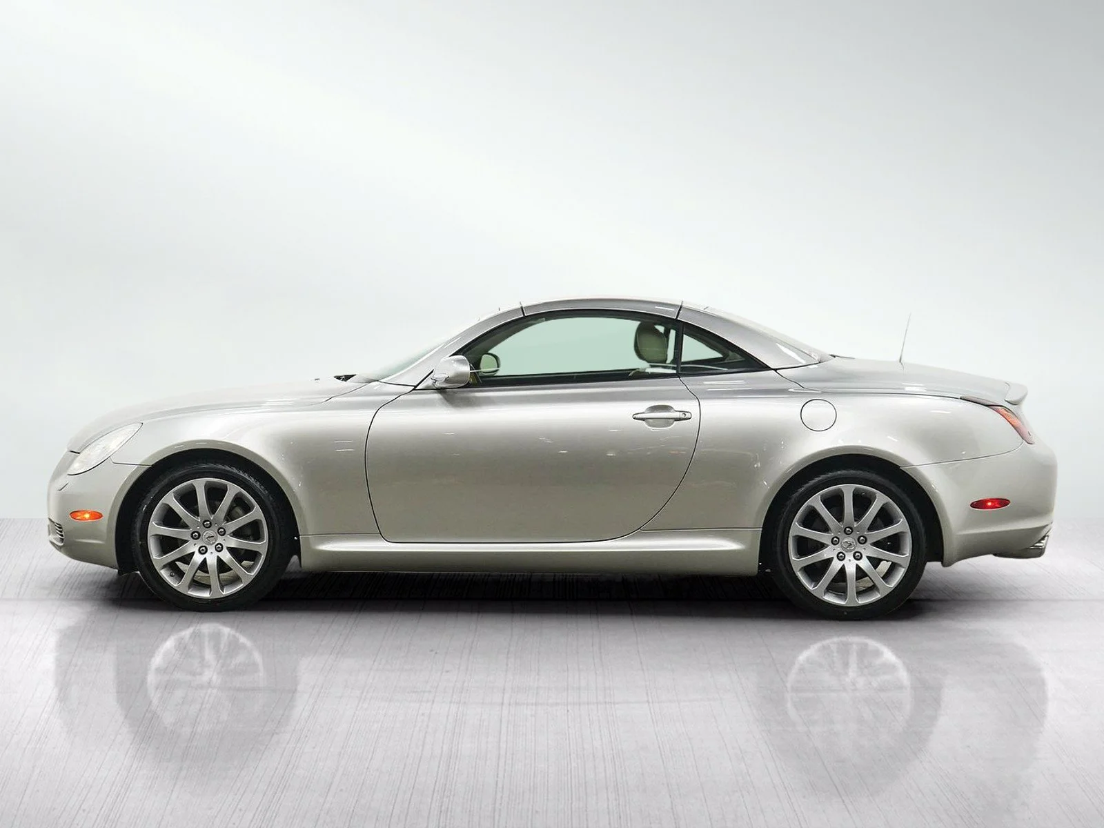 Used 2002 Lexus SC 430 with VIN JTHFN48Y820032189 for sale in Burnsville, Minnesota