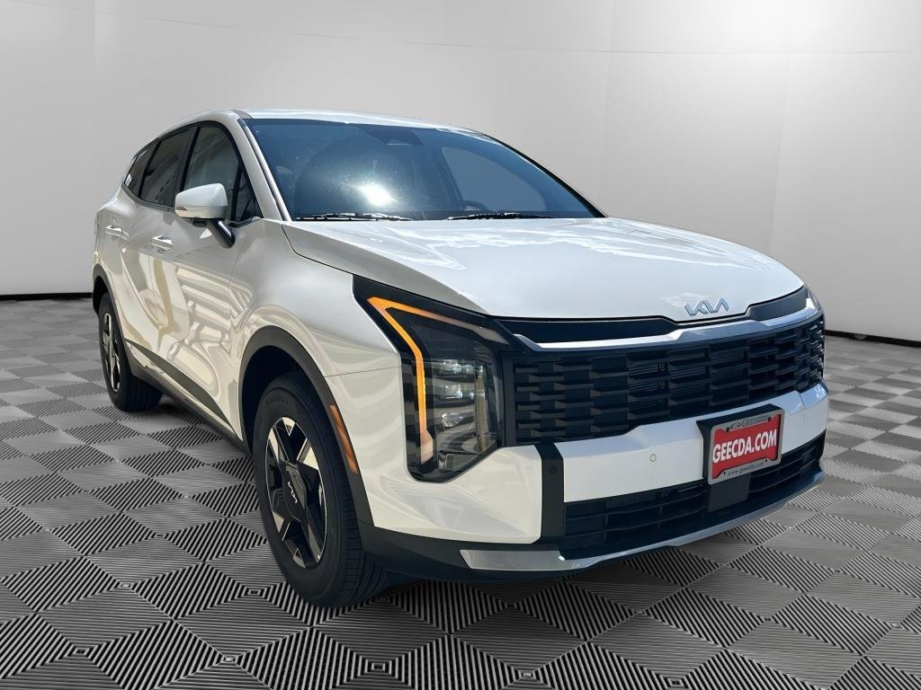 New 2026 Glacial White Pearl Kia LX image 3
