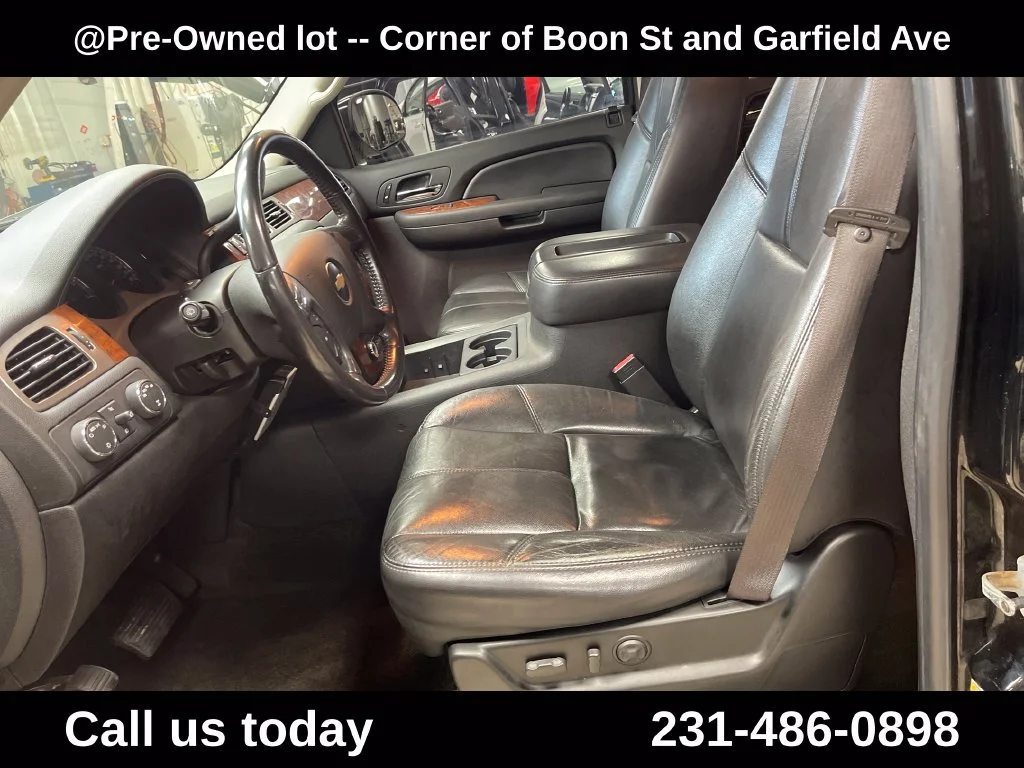 Used 2008 Black Chevrolet LT image 14