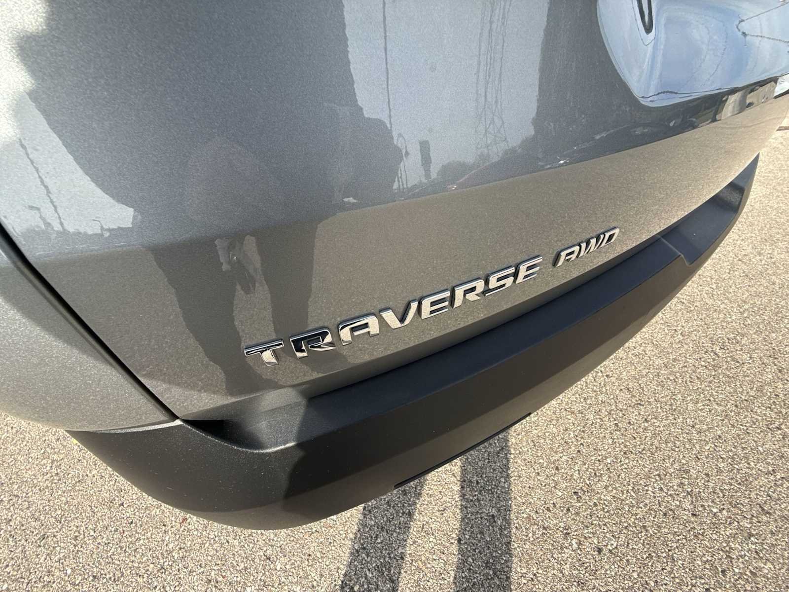 2023 Chevrolet Traverse 1LT - Photo 30