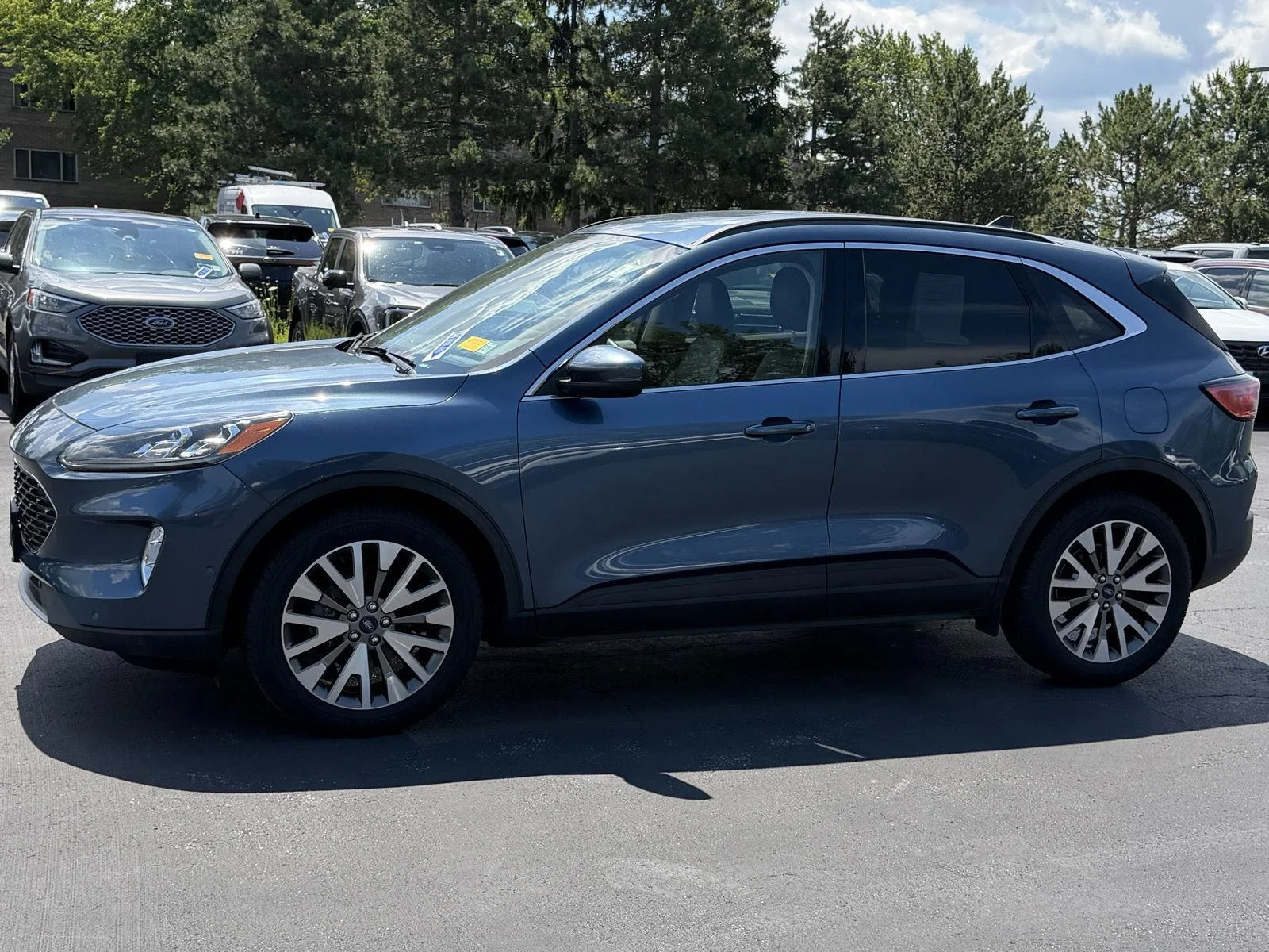 Used 2020 Blue Ford  image 6