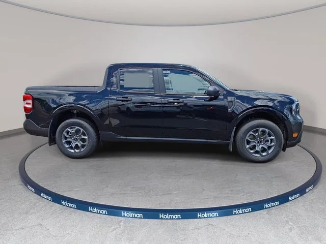 New 2026 Shadow Black Ford XLT image 3