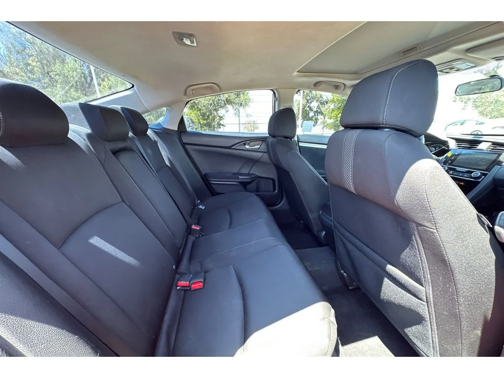 Used 2018 Rallye Red Honda EX image 17