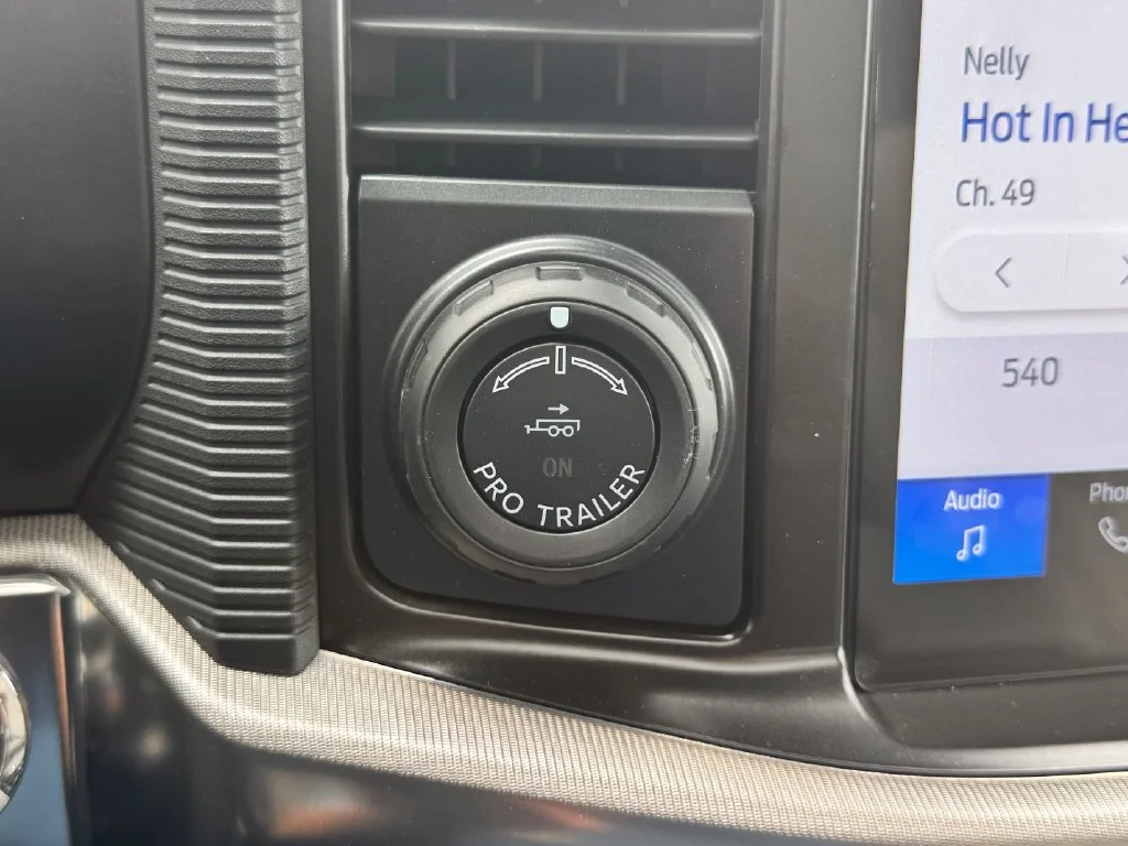 New 2026 Black Ford Platinum image 27