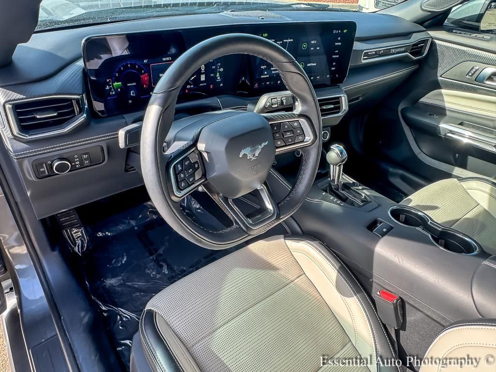 2024 FORD MUSTANG - Image 9