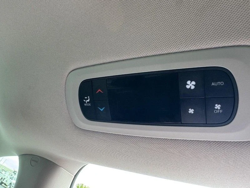Used 2023 White Chrysler Touring L image 12