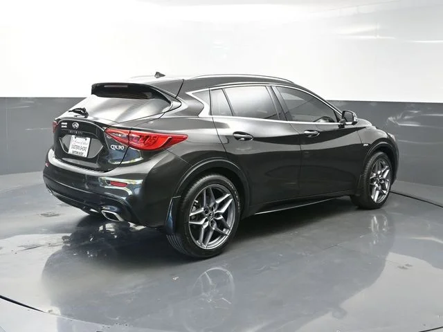 Used 2018 Black INFINITI ESSENTIAL image 7
