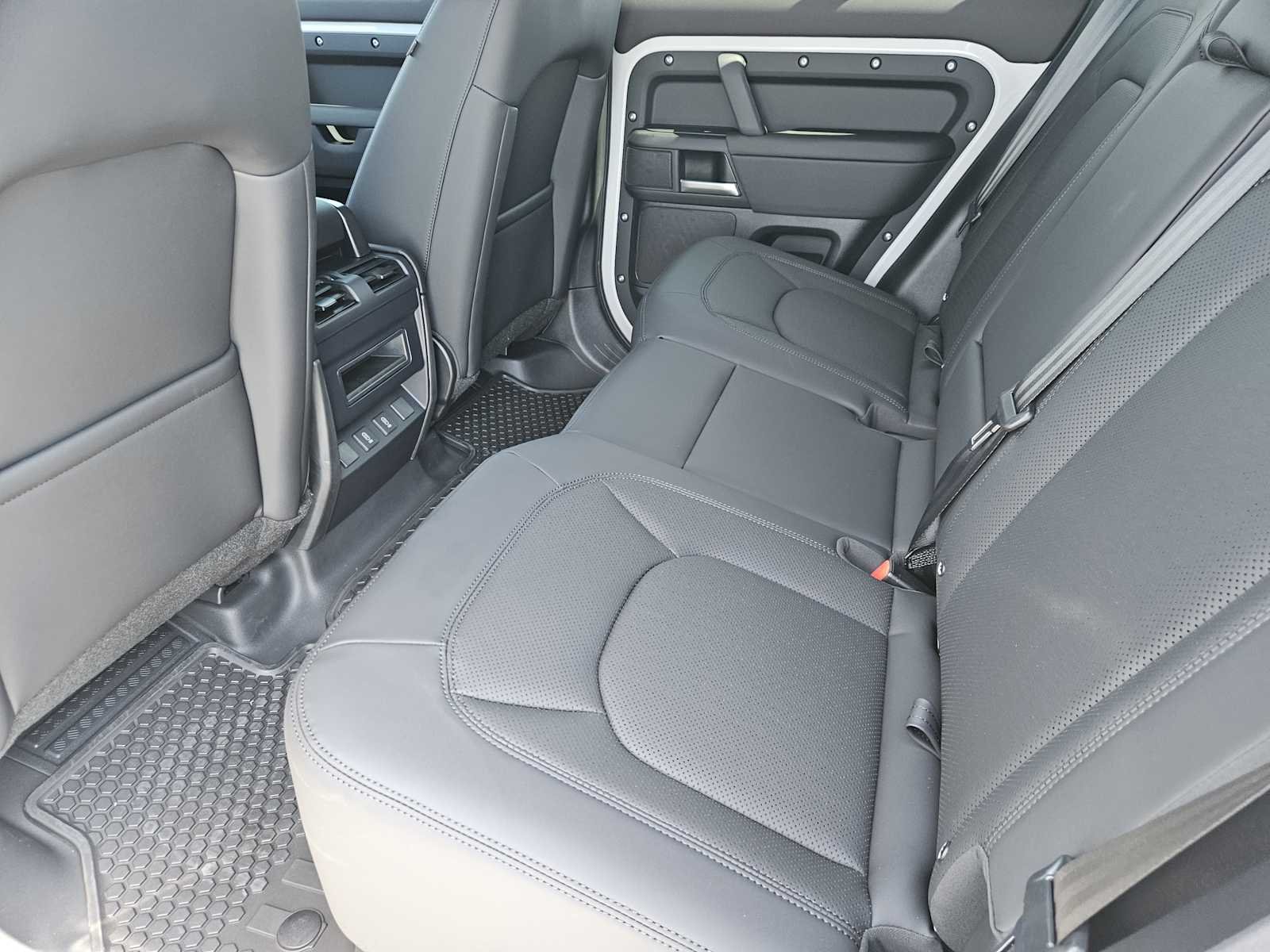 New 2026 Borasco Grey LAND ROVER S image 28