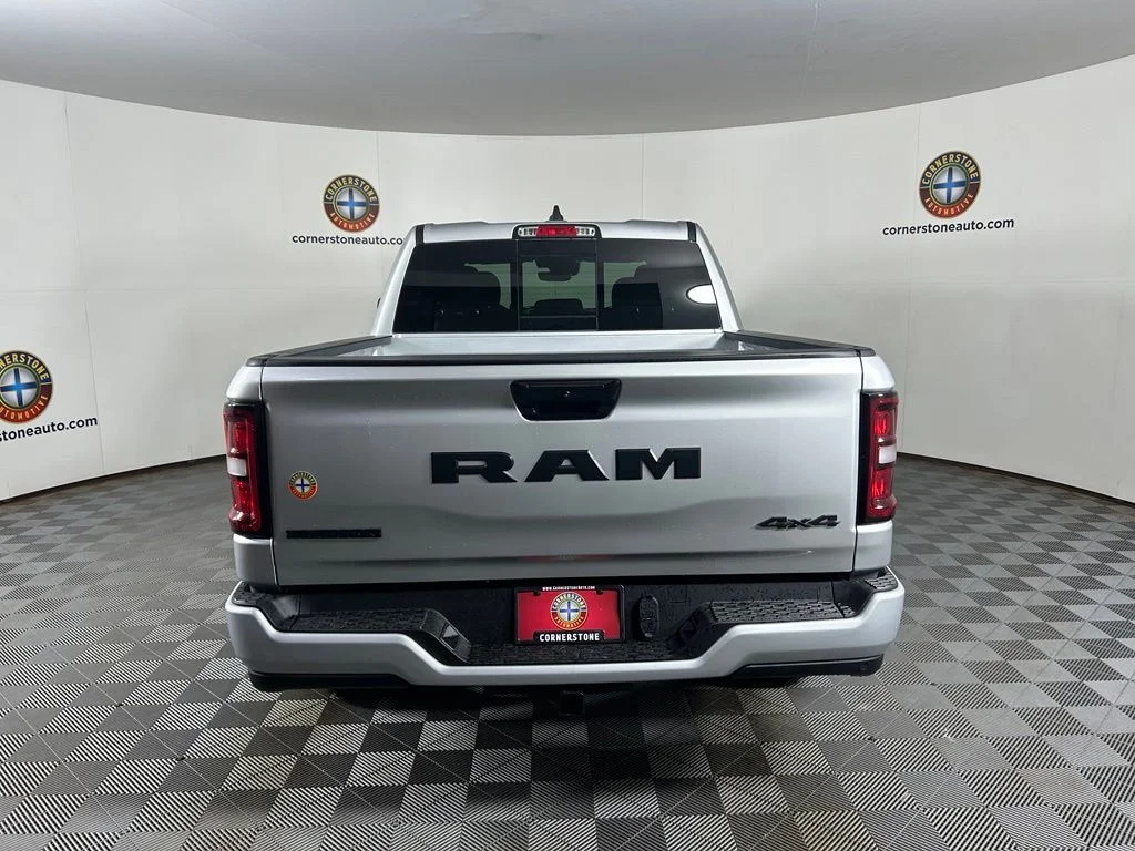 New 2026 Silver Zynith Exterior Paint RAM Big Horn/Lone Star image 16
