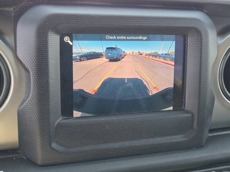 Used 2020 Gobi Clearcoat JEEP SPORT S 4X4 image 19