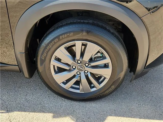 Used 2025 Super Black Nissan S 4x4 image 6