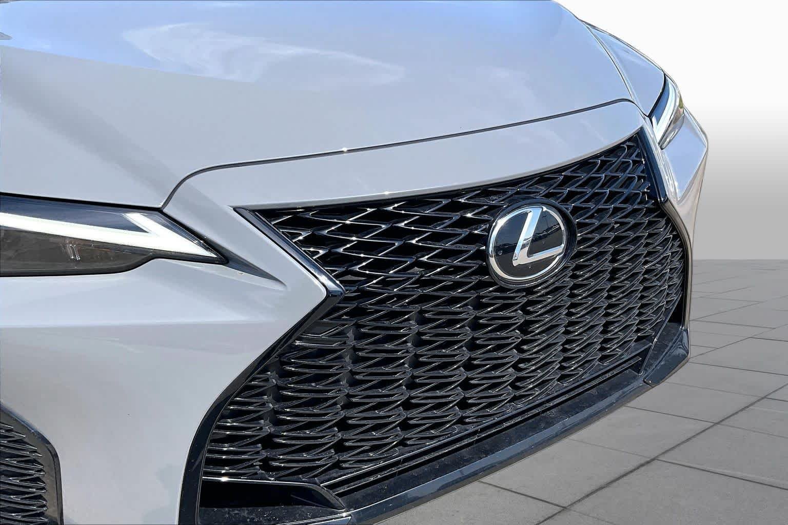 Used 2025 Incognito Lexus F SPORT Design image 27