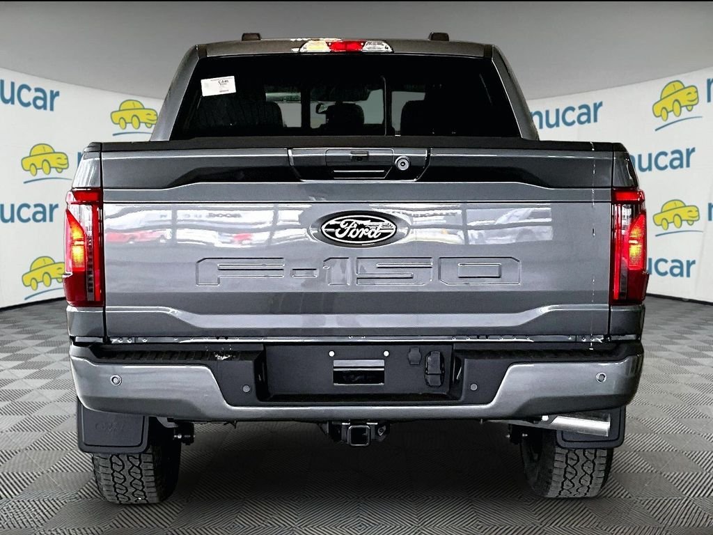 New 2026 Gray Ford XLT image 6