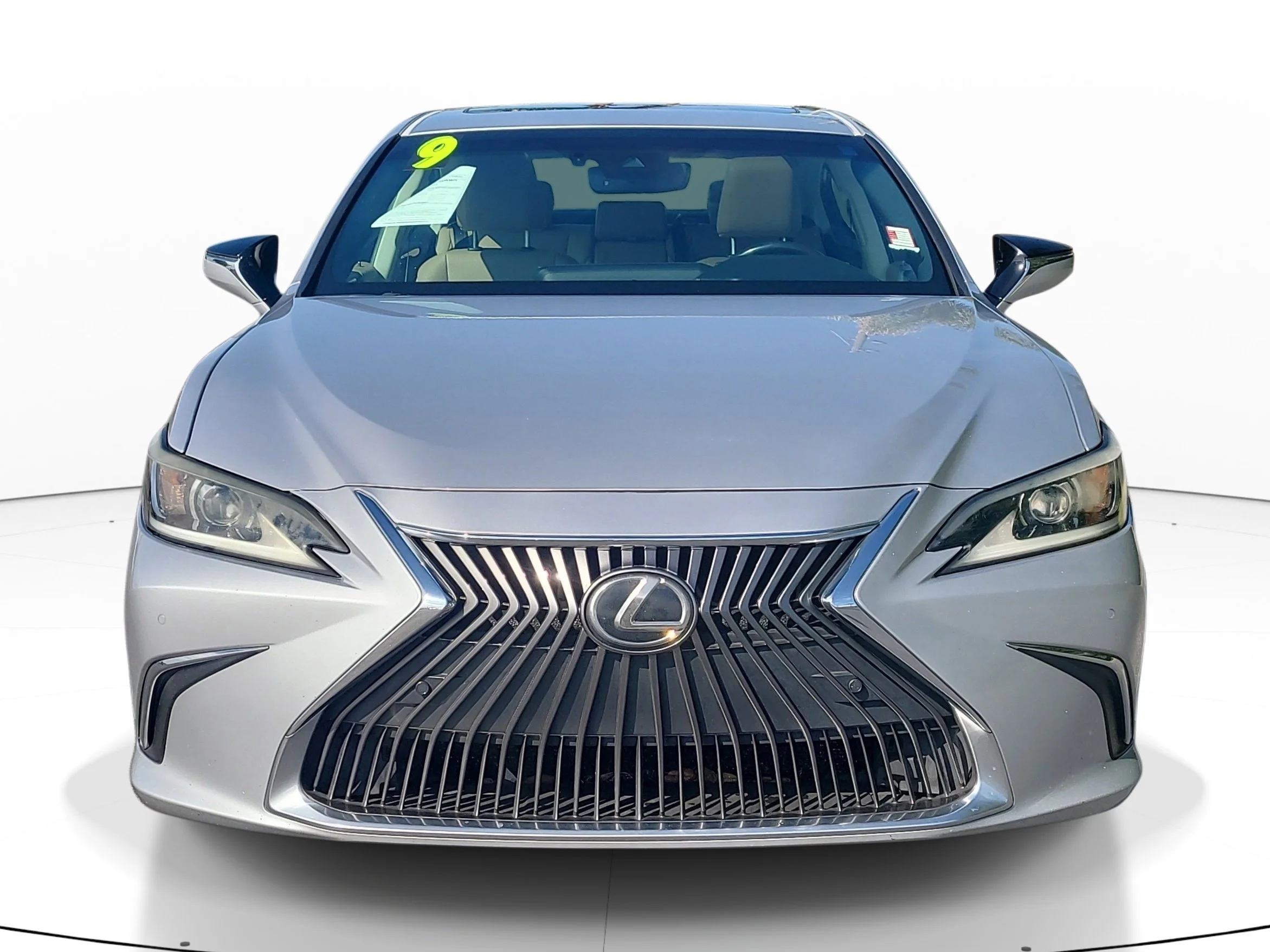 Used 2019 Silver Lexus ES 350 image 2