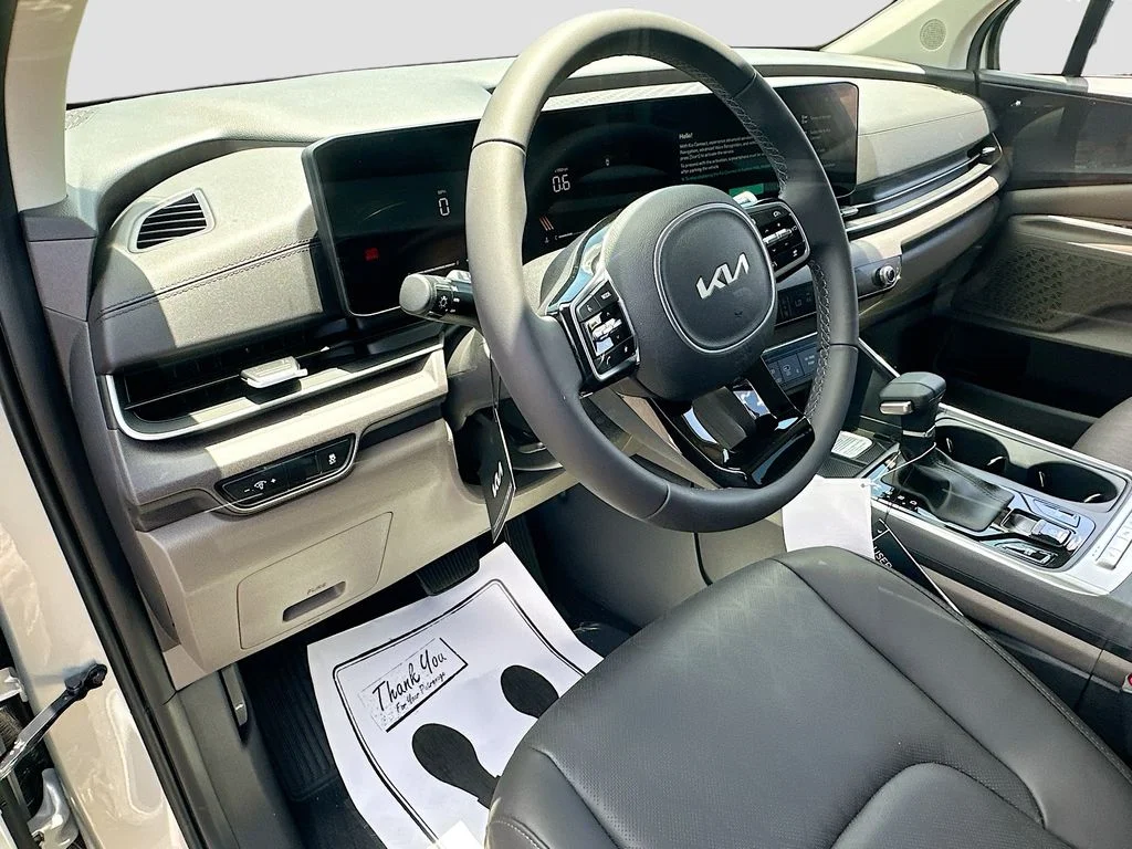 New 2026 Ivory Silver Kia EX image 9
