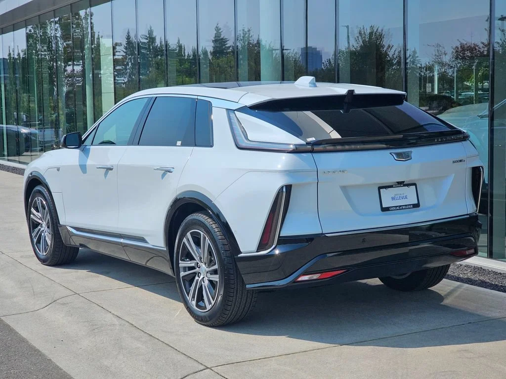 New 2026 Vibrant White Tricoat Cadillac Luxury image 3