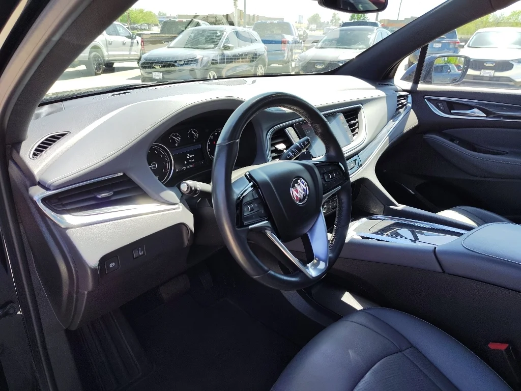 Used 2023 Ebony Twilight Metallic Buick Essence image 13