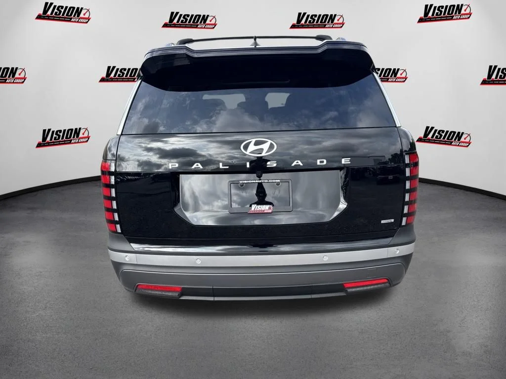 Certified Used 2026 Black Hyundai SEL Premium image 6