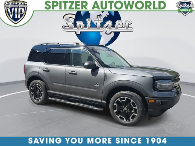 Used 2024 Gray Ford Outer Banks image 2