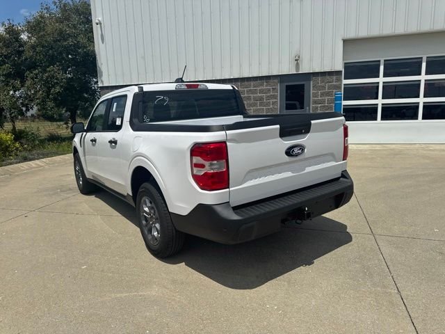 New 2026 Oxford White Ford XLT image 7