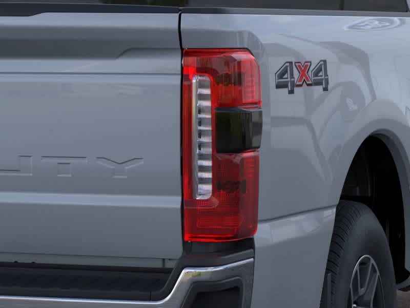New 2026 Glacier Gray Metallic Tri-Coat Ford F-250® Lariat® image 21
