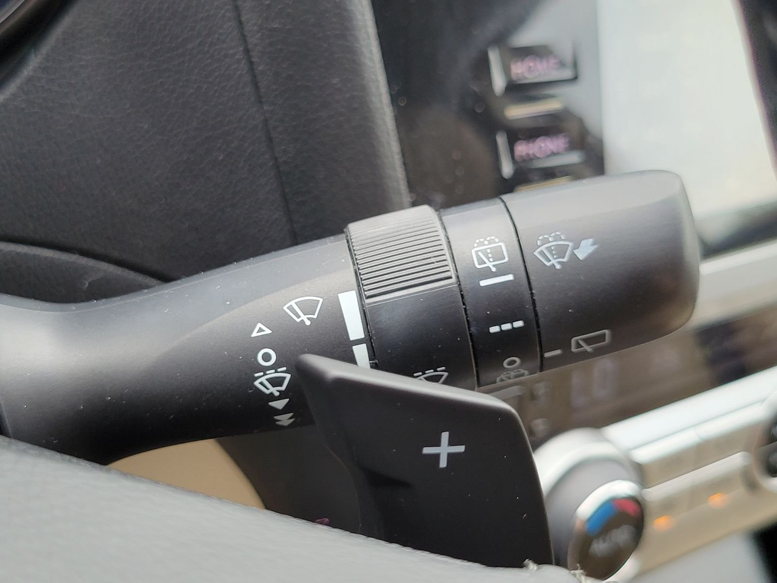 Used 2015 Green Subaru 2.5i Premium image 20