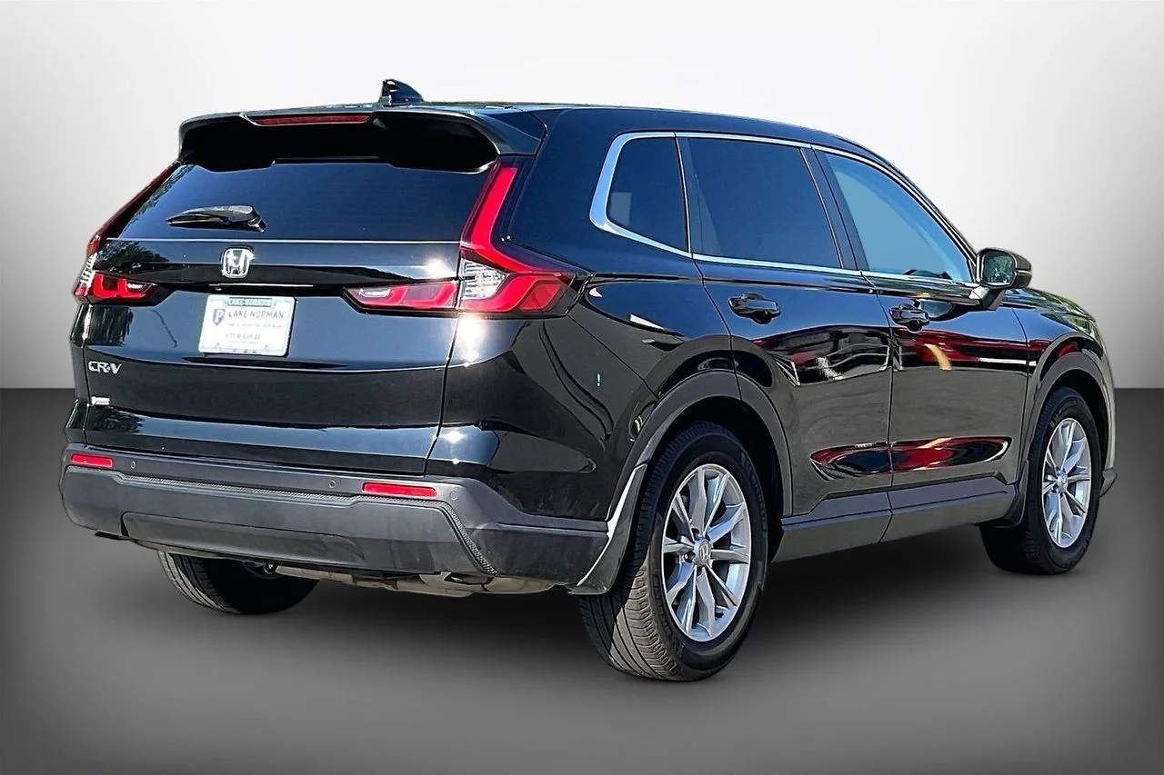 Certified Used 2023  Honda EX-L image 8
