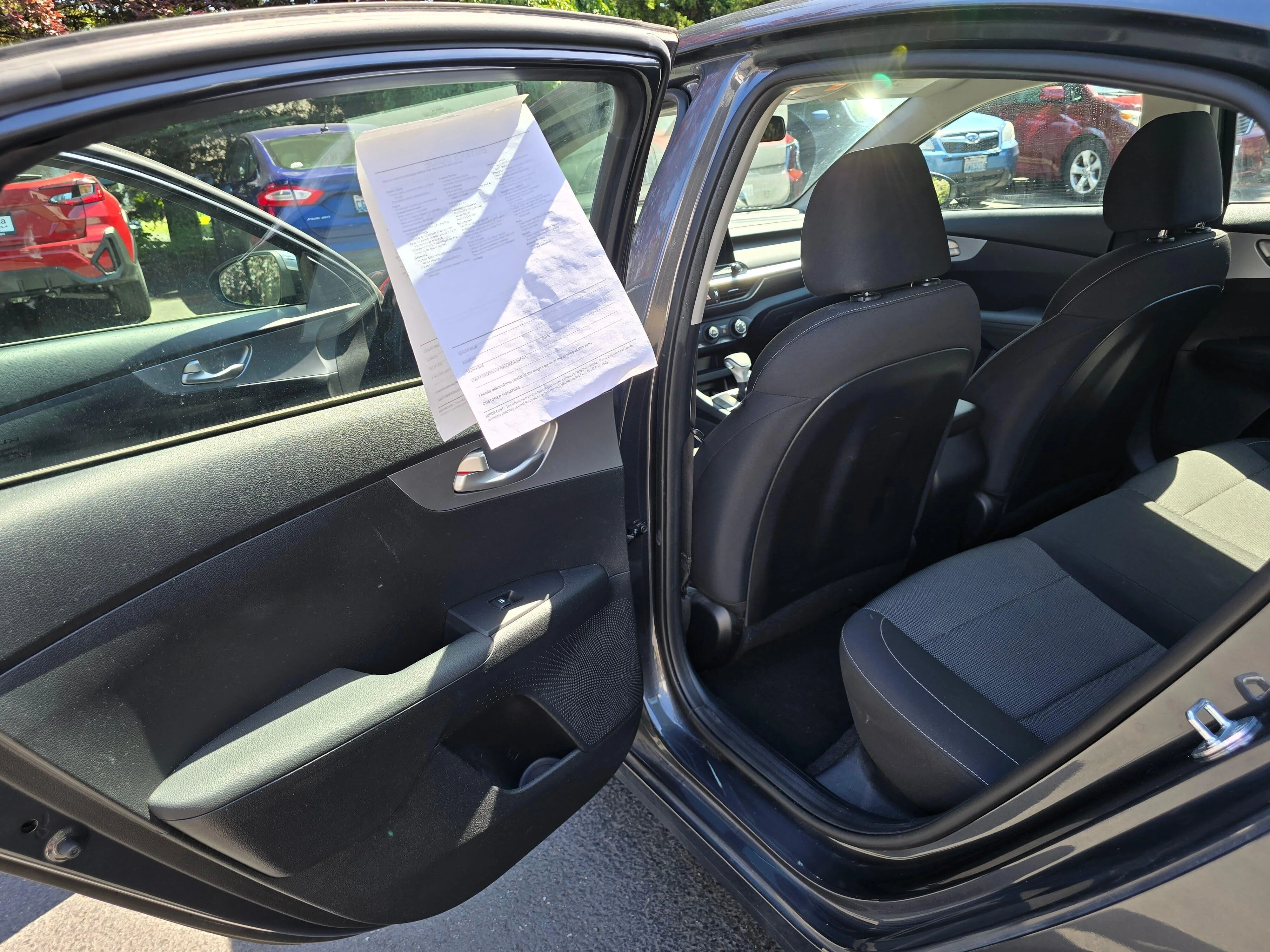 Used 2023 Gray Kia LXS image 9