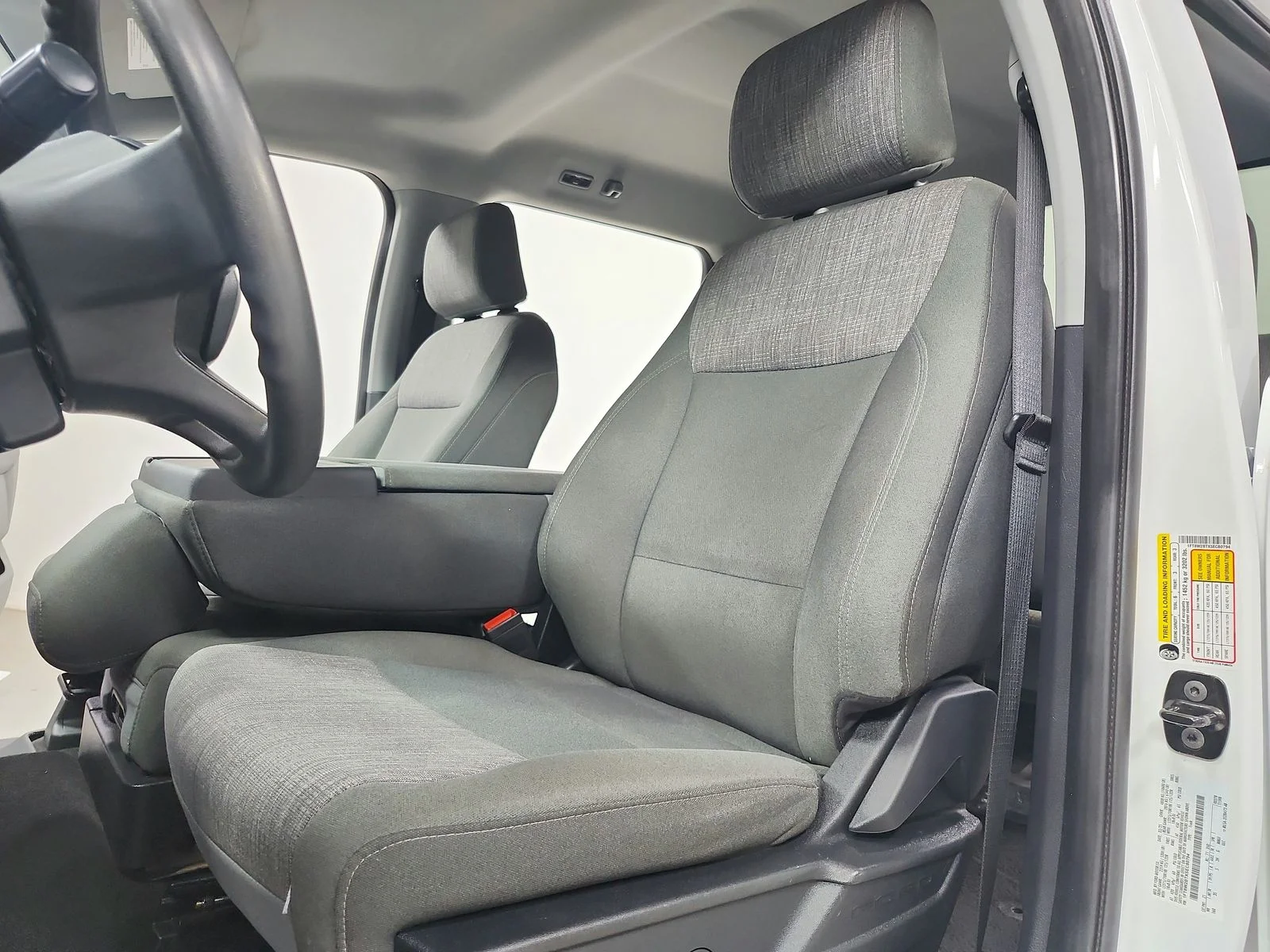Used 2025 White Ford XLT image 20