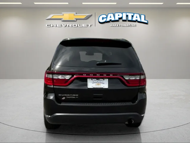 Used 2023 Black Dodge SXT image 4