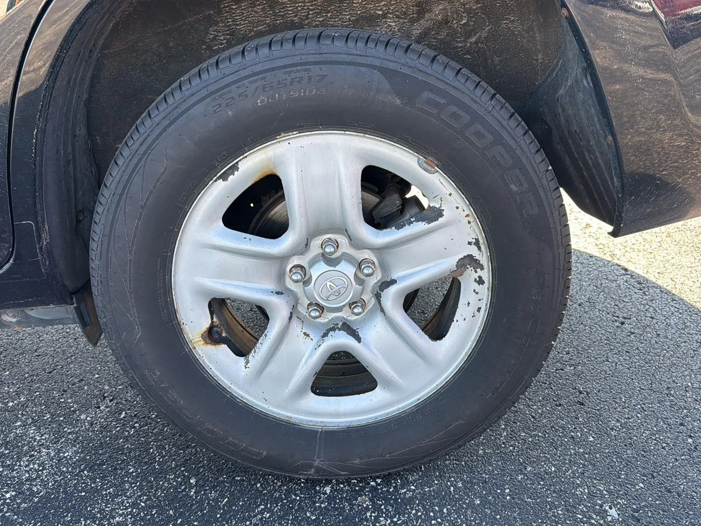 Used 2012 Black Toyota Base image 11